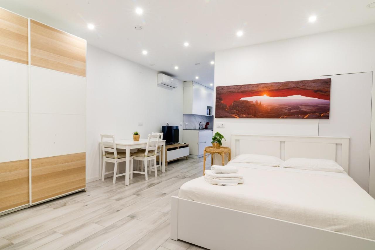 Апартаменты Piso Costa De La Creu, 80 Pasos De Playa Льорет-де-Мар Экстерьер фото